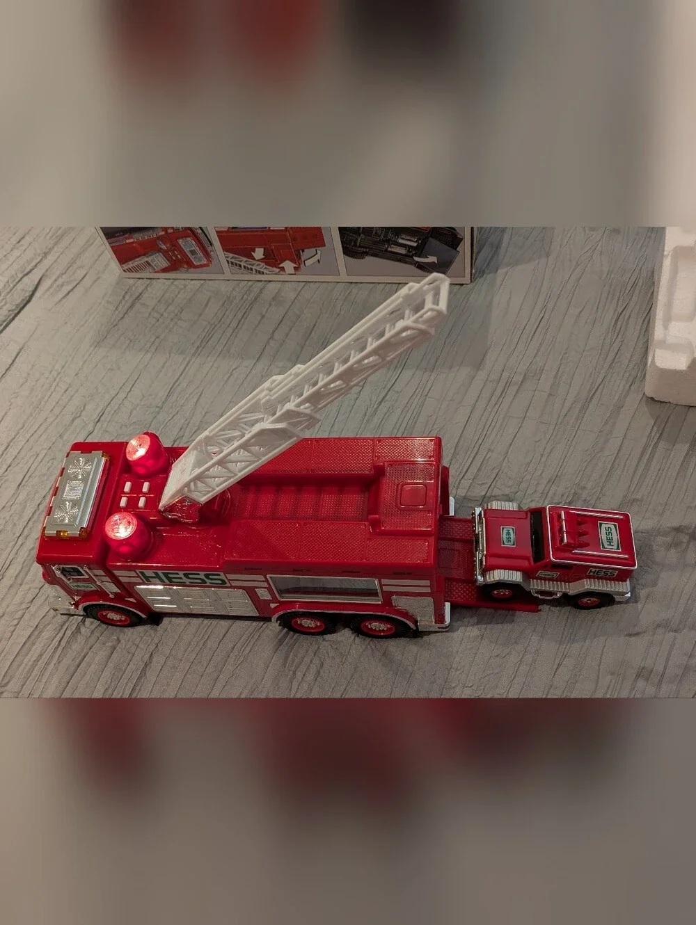 2005 Hess Emergency Fire Engine Truck with Rescue Vehicle New In Box Vintage Toy